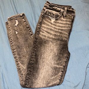 Buckle Black ankle skinny size 27